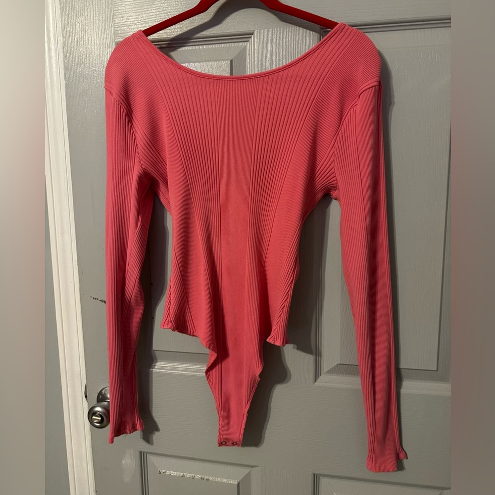 Size XL pink aerie body suit. Never worn